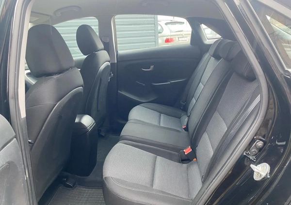 Hyundai I30 cena 33900 przebieg: 150000, rok produkcji 2013 z Radzymin małe 172